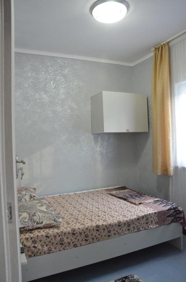 Hostel California Batumi Eksteriør bilde