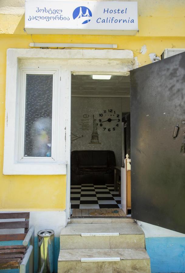 Hostel California Batumi Eksteriør bilde